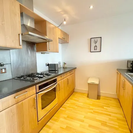 Guestready - Bright 2 Bedroom Leeds City Centre Apartment * Leeds (West Yorkshire)